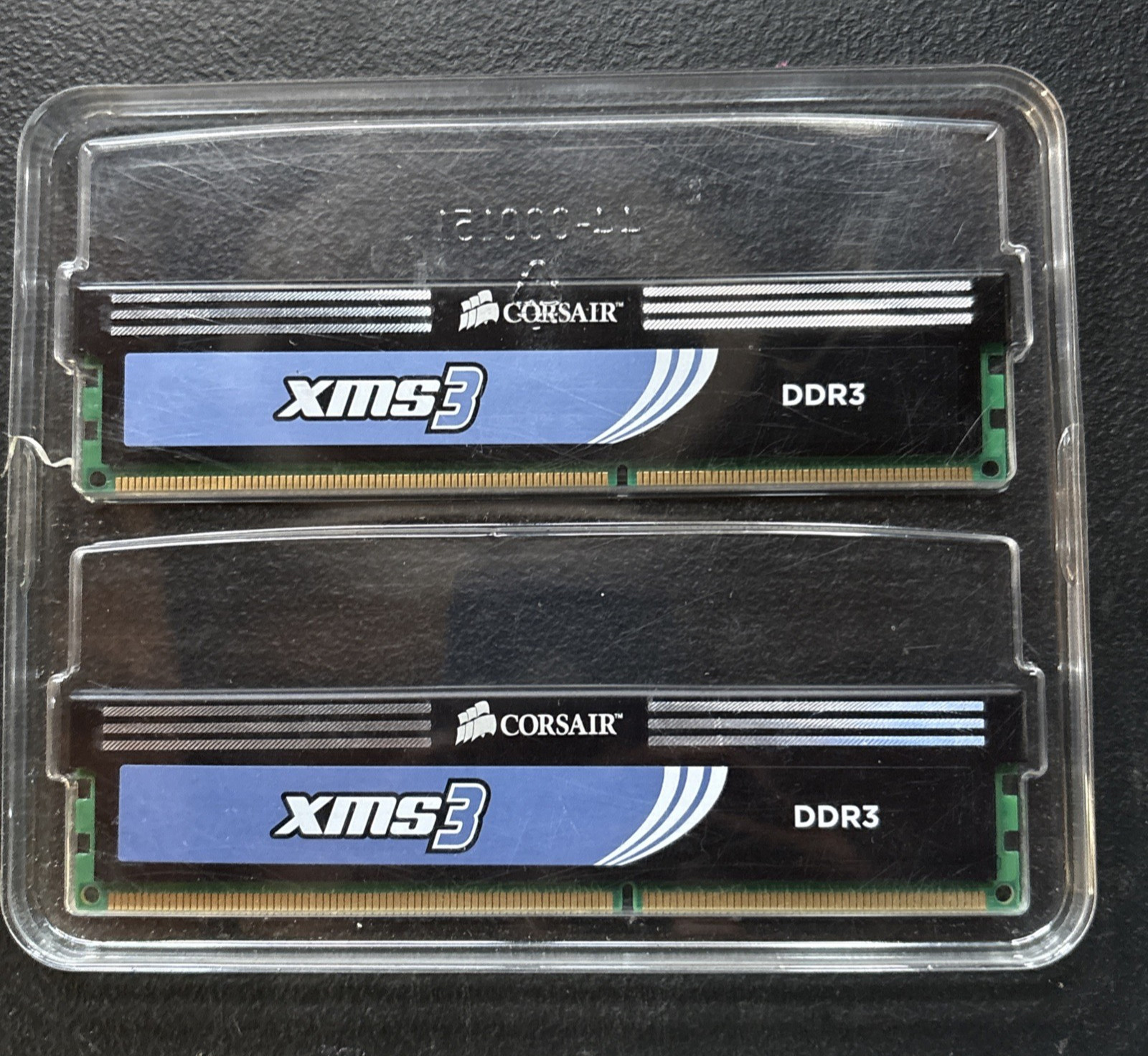 Corsair XMS3 8GB (2x4GB) PC3-12800 DDR3 Computer Memory RAM, CMX8GX3M2B1600C9