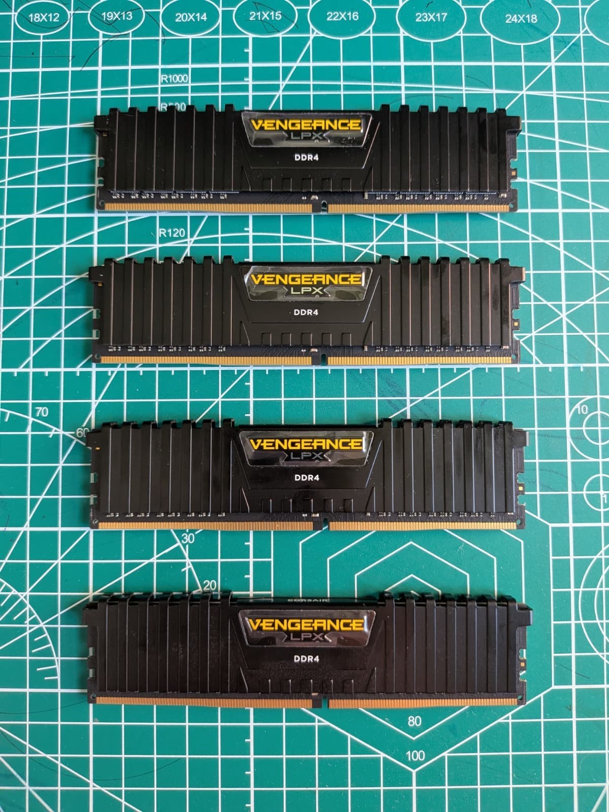 Corsair Vengeance LPX 32GB 4x8GB DDR4 2400MHz C16 Desktop RAM CMK16GX4M2A2400C16