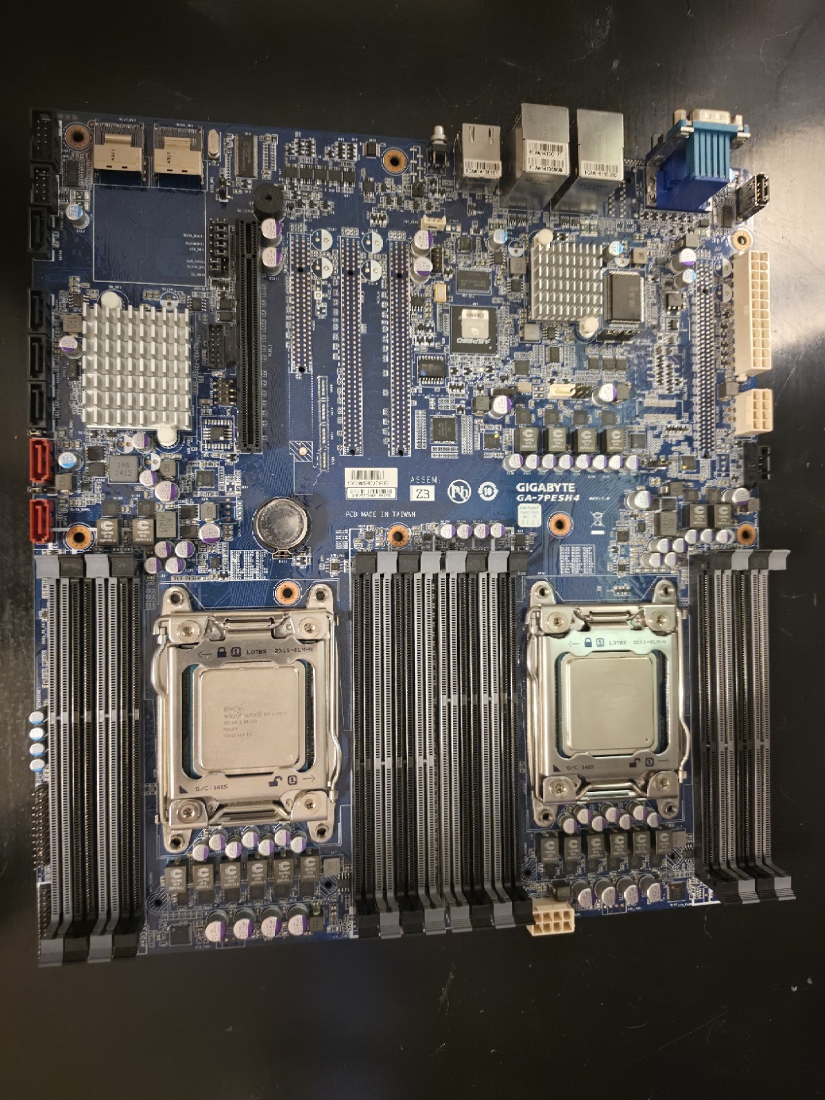 Gigabyte GA-7PESH4 w/ Matched Pair of Intel Xeon E5-2690V2 Processors