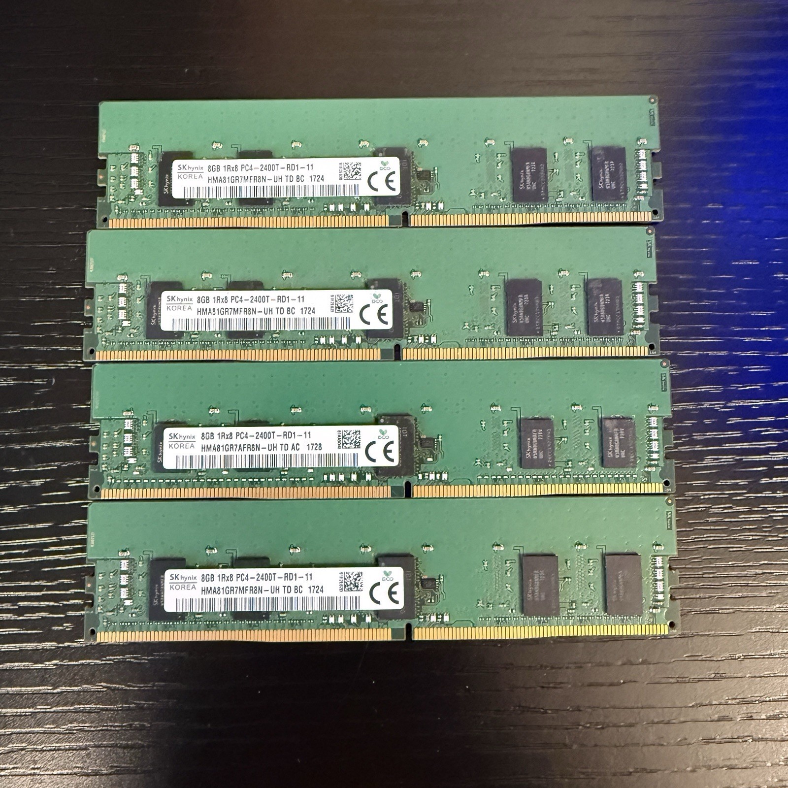 SK Hynix 4x8gb (32gb) DDR4 Registered ECC RAM 2400MHz (PC4-2400T-RD1-11)