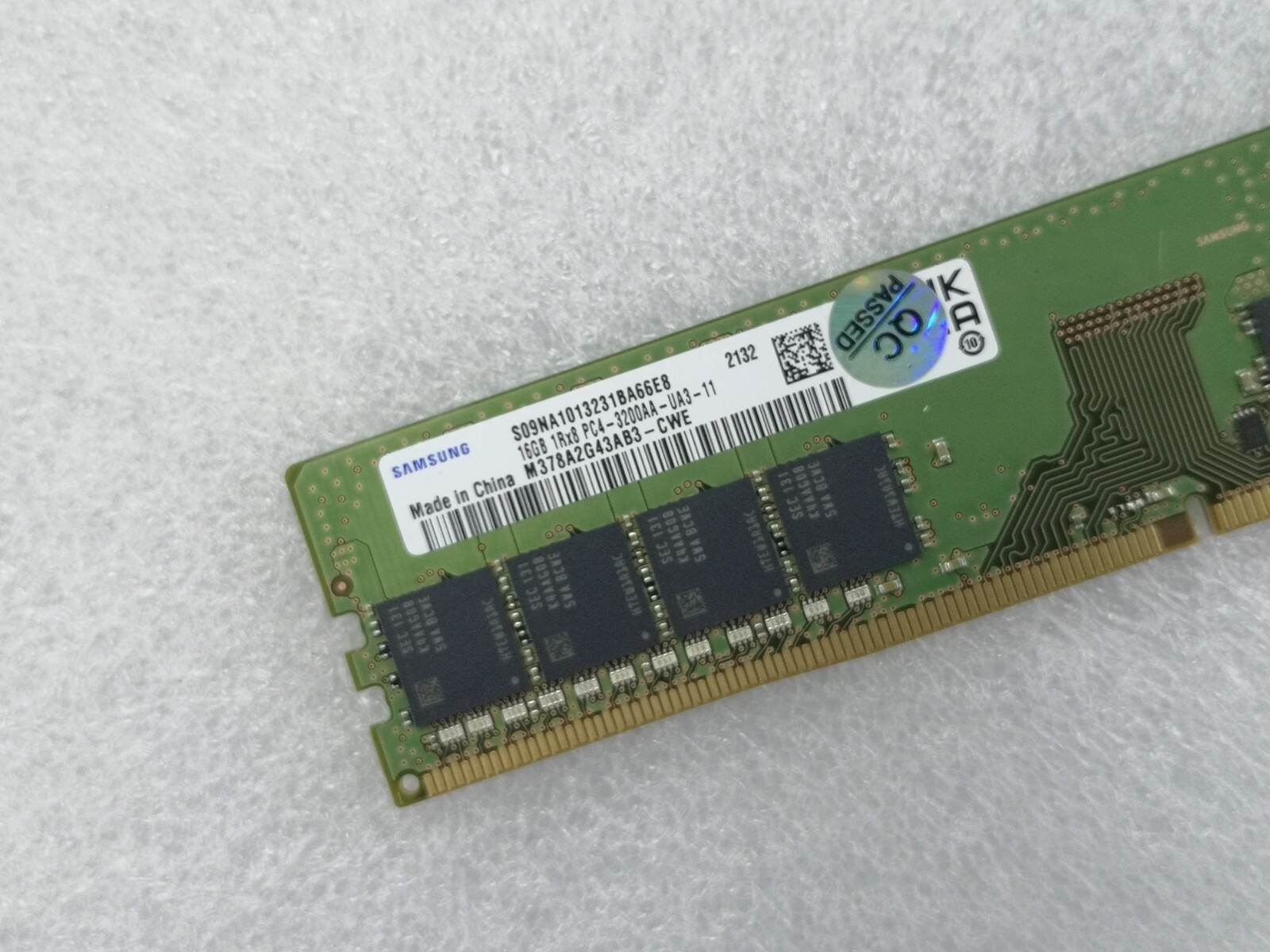 Samsung 16GB DDR4 3200 Desktop DIMM RAM 1Rx8 PC4-25600 M378A2G43AB3-CWE 288pin