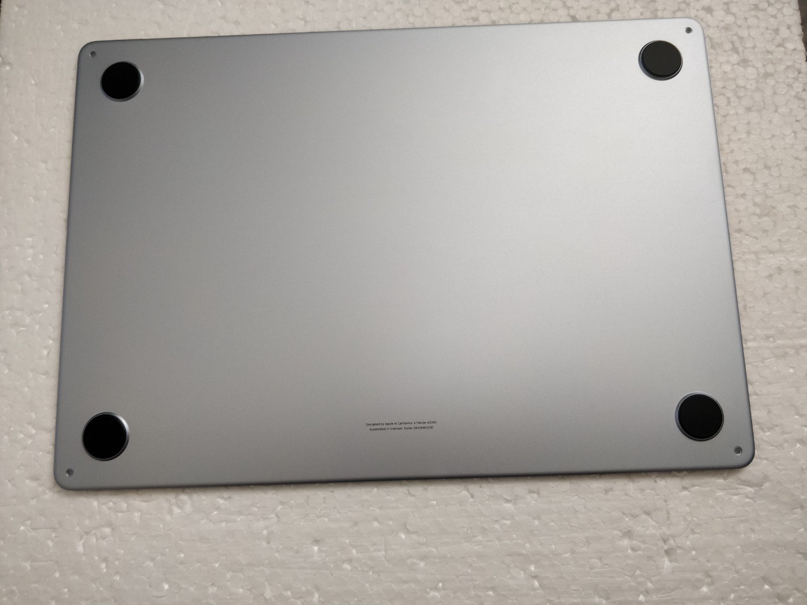 Apple Macbook Air 13.6 inch A3240, M4, 2025 Bottom case cover assembly,Sky Blue