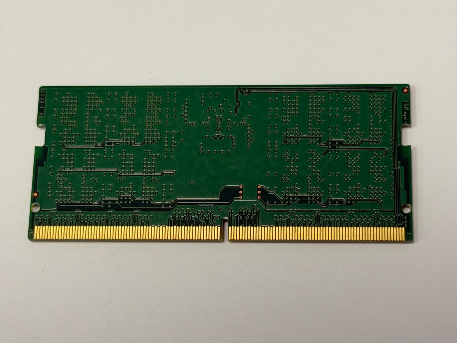 SK Hynix 16GB (1 Stick) PC5-38400 DDR5 4800 SODIMM Memory Stick HMCG78AEBSA095N
