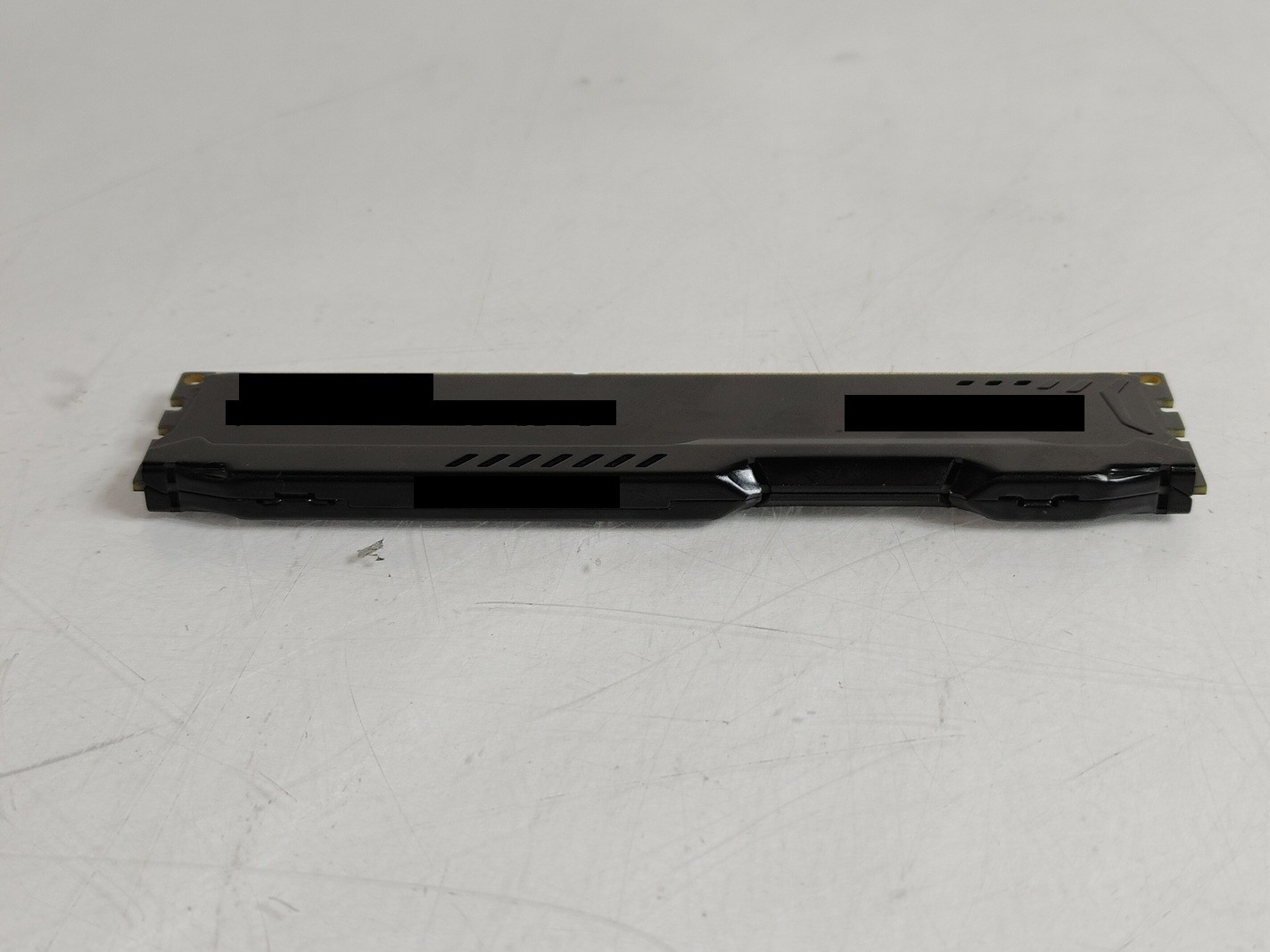 Major Brand 4 GB PC3-12800 (DDR3-1600) 1Rx8 DDR3 Shielded Desktop RAM