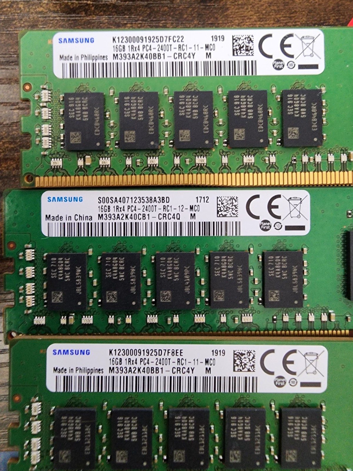 HPE 809082-091 16GB DDR4-2400 PC4-19200R ECC RDIMM 1Rx4 Server RAM