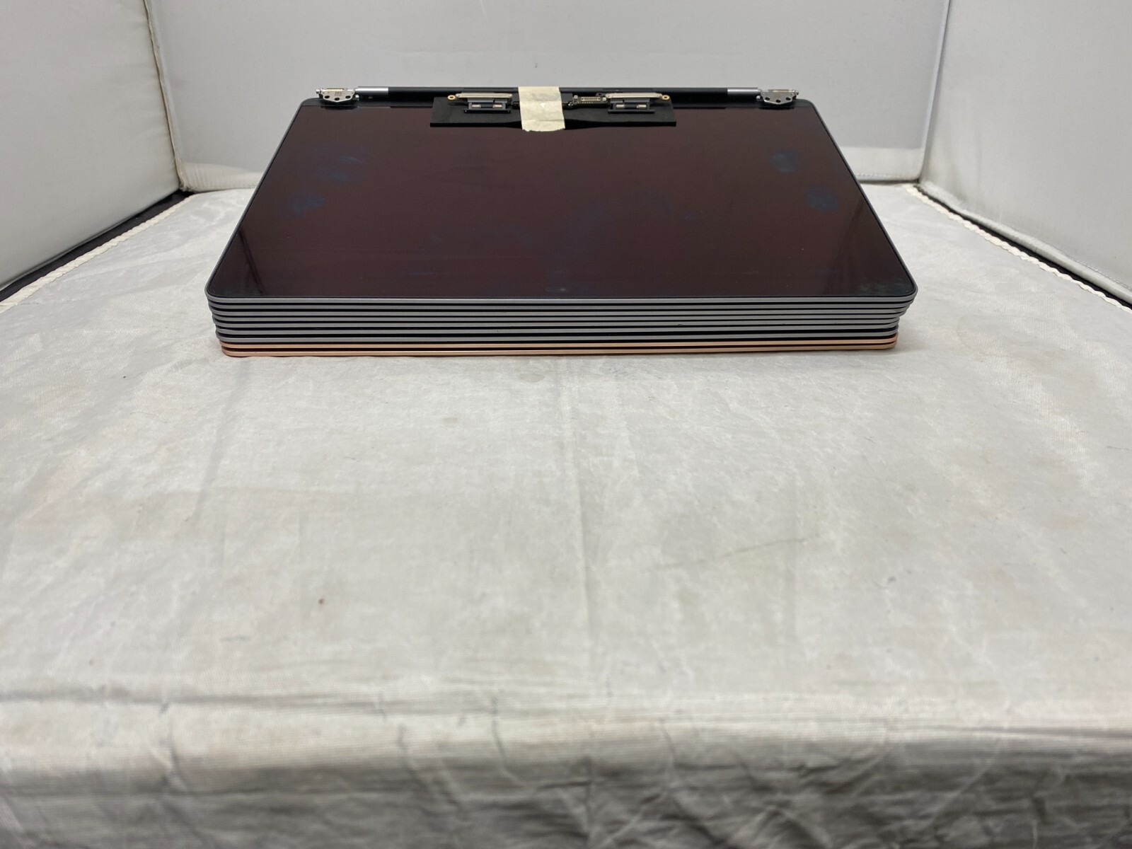 MACBOOK PRO SCREEN 13” SCREEN BUNDLE GOLD and SPACE GREY BROKEN pro and air 9x