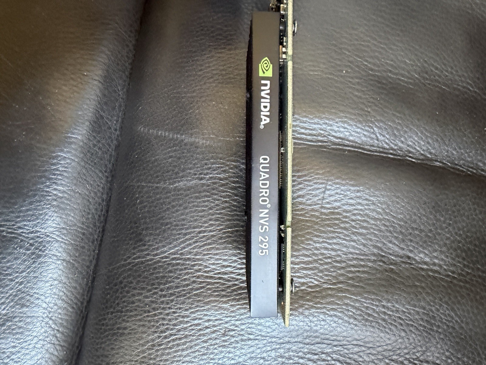 NVIDIA HP Quadro NVS 295 641462-001, 256MB GDDR3 PCIe x16 Graphics Card