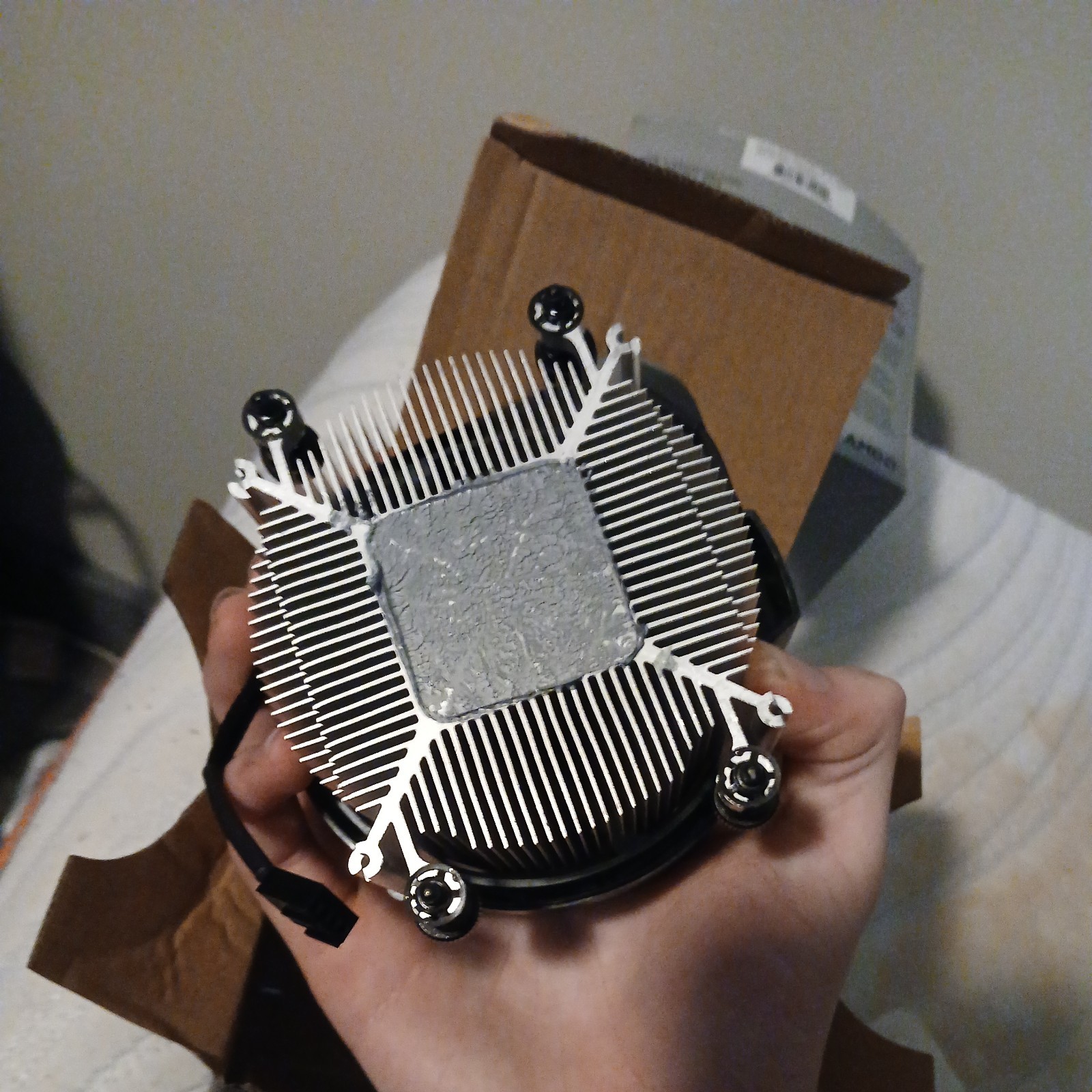 AMD Ryzen 5 5000 cpu with fan – ( i think check description) *wrong box*
