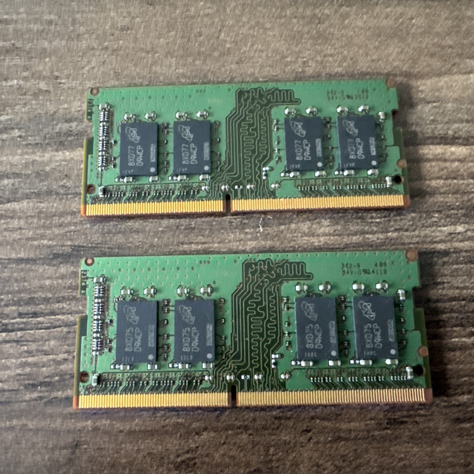 Memory Pack 2x8GB SODIMM Micron DDR4 PC4-2666V -SA2-11 MTA8ATF1G64HZ-256D1