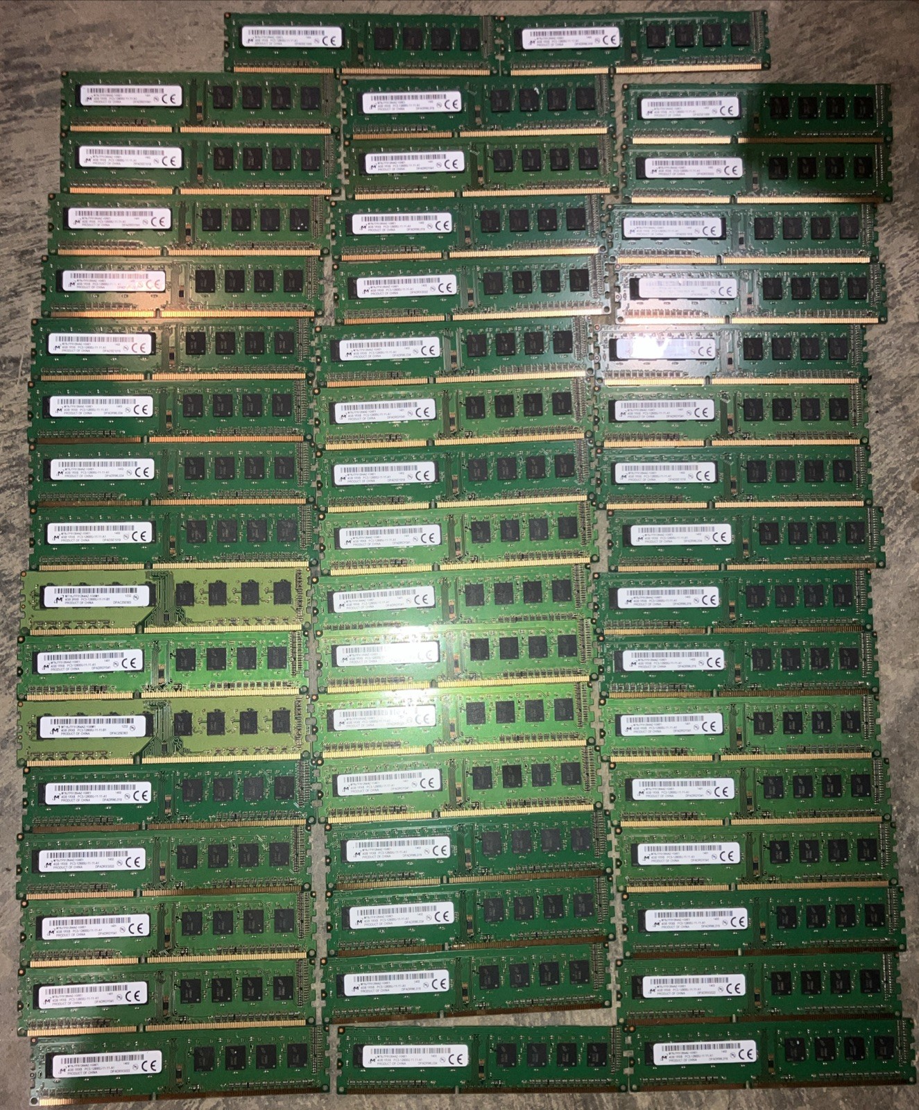 LOT OF 50 Micron DDR3 4GB UDIMM | PC3-12800U-11-13-A1 MT8JTF51264AZ-1G6E1 200GB!