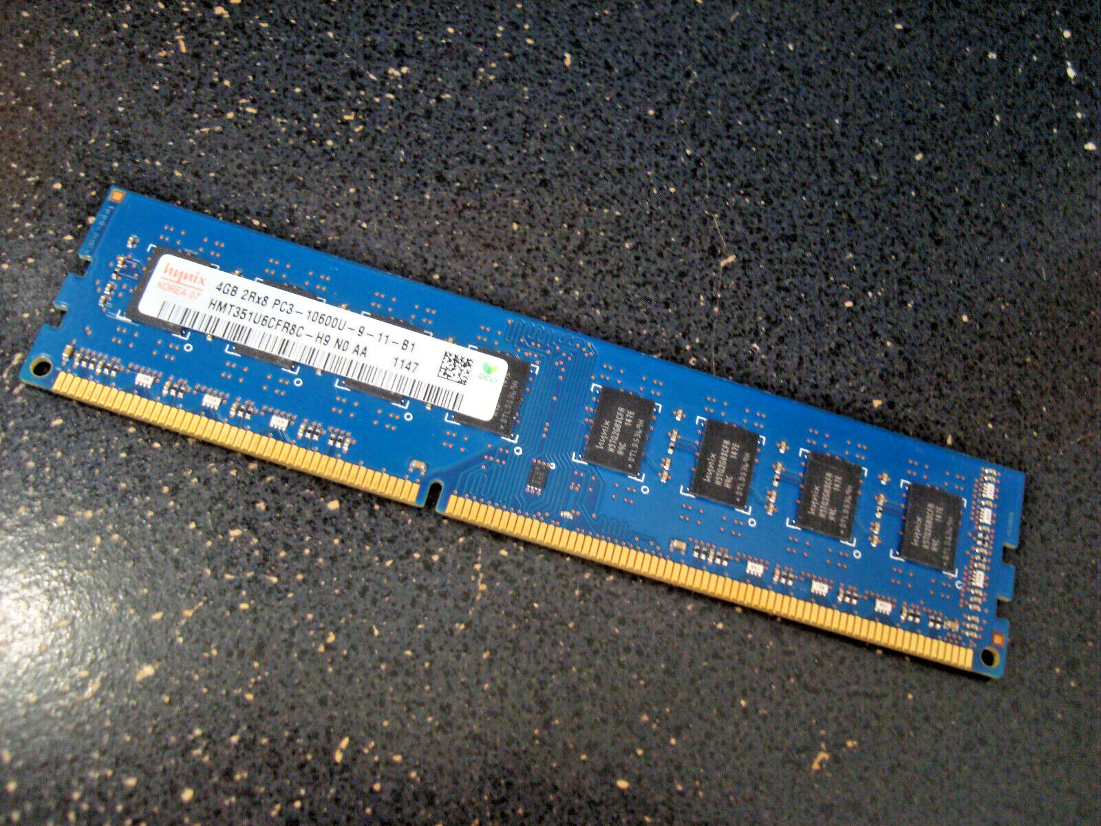 HYNIX 4GB 2RX8 PC3-10600U-9-11-B1-HMT351U6CFR8C-H9 N0 AA (2 Cards 8GB Total)