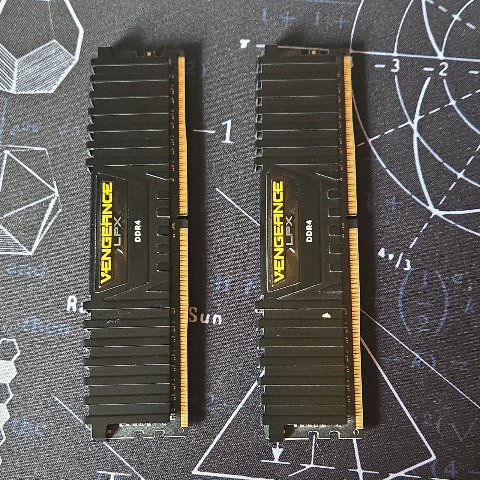 Corsair Vengeance LPX DDR4 16GB (2x8GB) 3000MHz DIMM PC4-24000 Desktop RAM