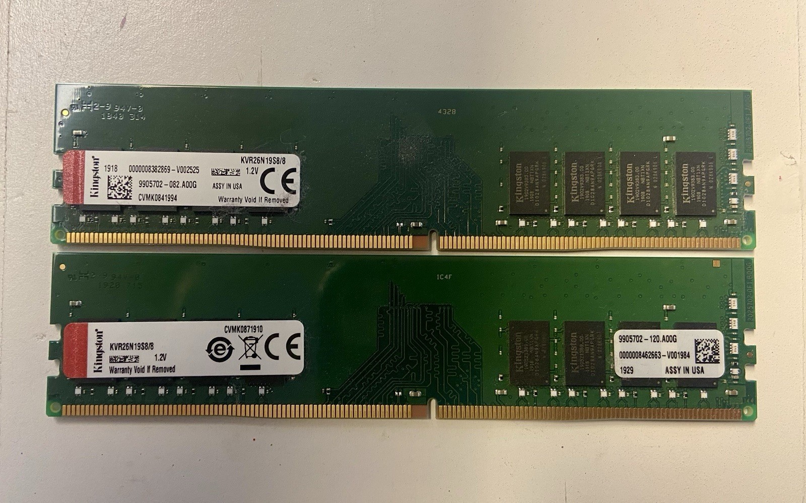 Kingston ValueRAM DIMM 8 GB DDR4-2666 RAM (KVR26N19S8/8) (2 x8GB) 16 GB Total