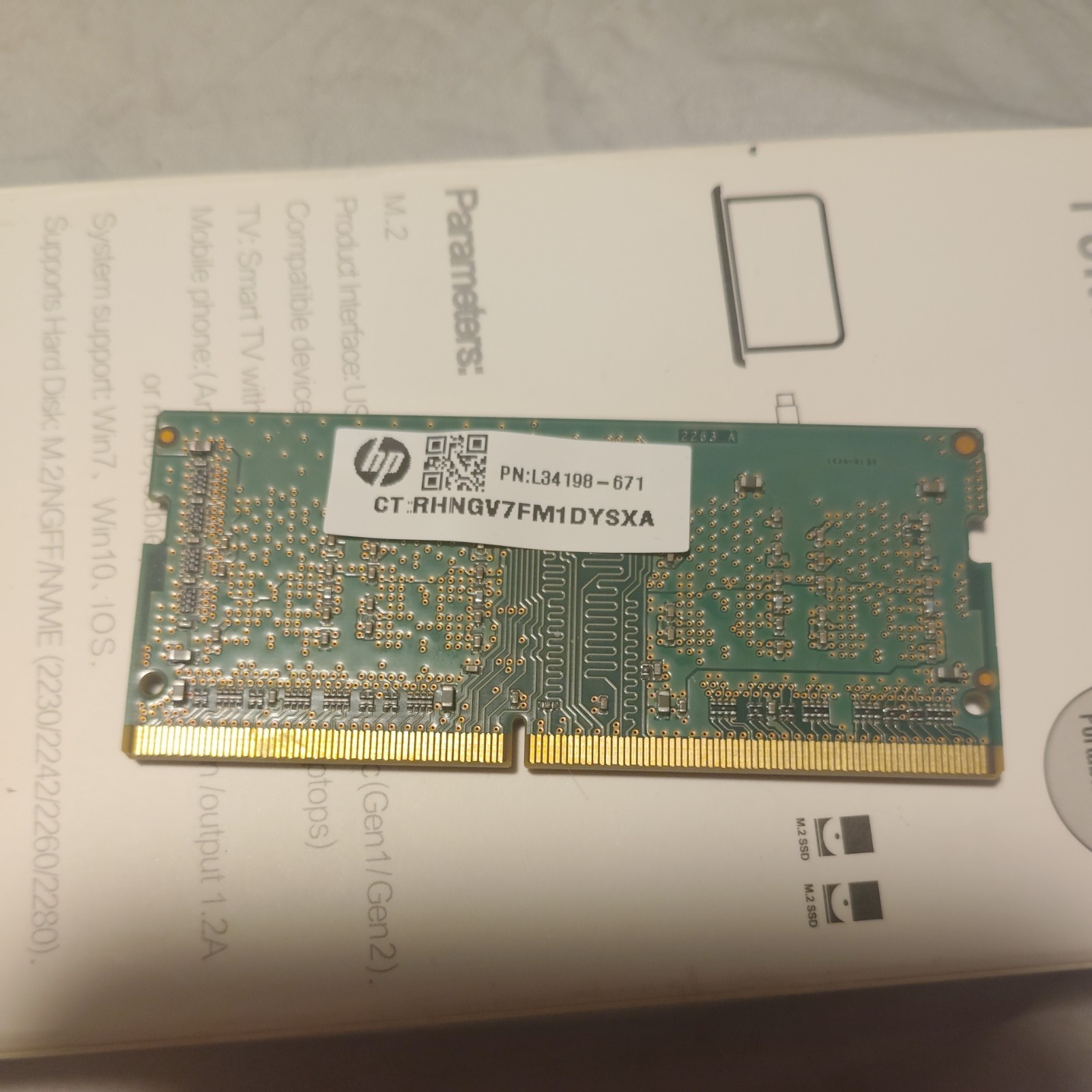 MTA4ATF51264HZ-3G2J1 GENUINE MICRON LAPTOP MEMORY 4GB PC4-3200AA (CA69)