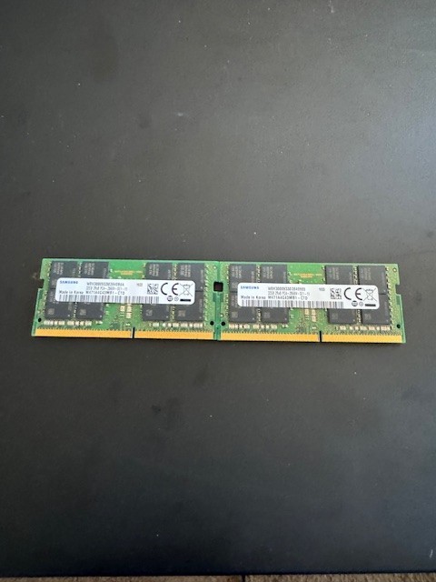 Samsung 32GB 2666MHz DDR4 SODIMM 2Rx8 Laptop Memory M471A4G43MB1-CTD