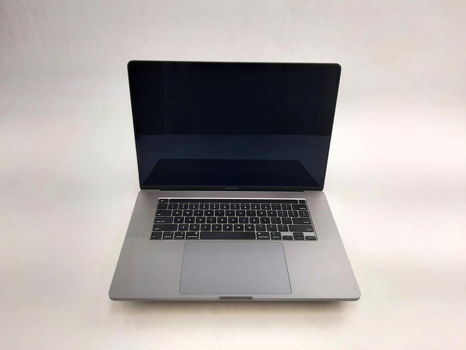 Apple MacBook Pro 16″A2141 2019, i9 2.3GHz, 32GB RAM, 2TB SSD, Marks No AC C3*16