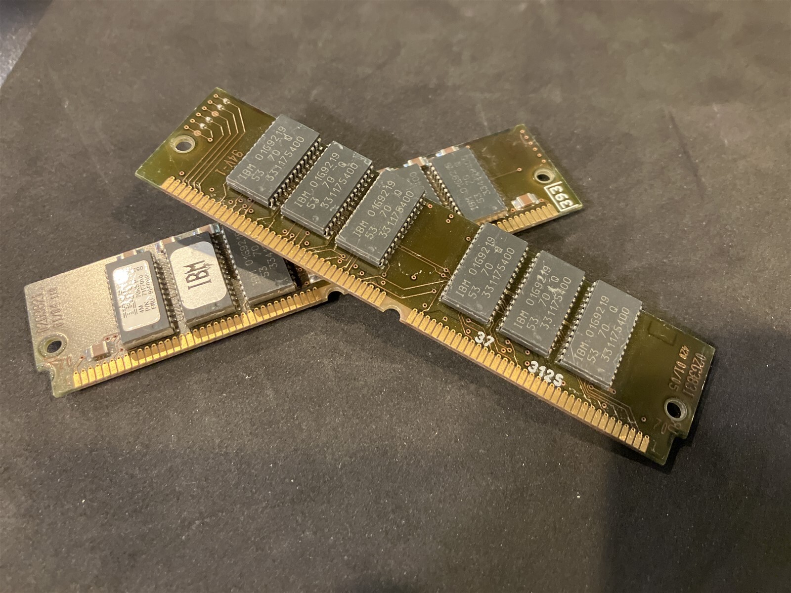 2x IBM FRU 71F7010 4MB 70NS 72 PIN SIMM 1Mx36 PS2 Memory PS/2 RAM Parity