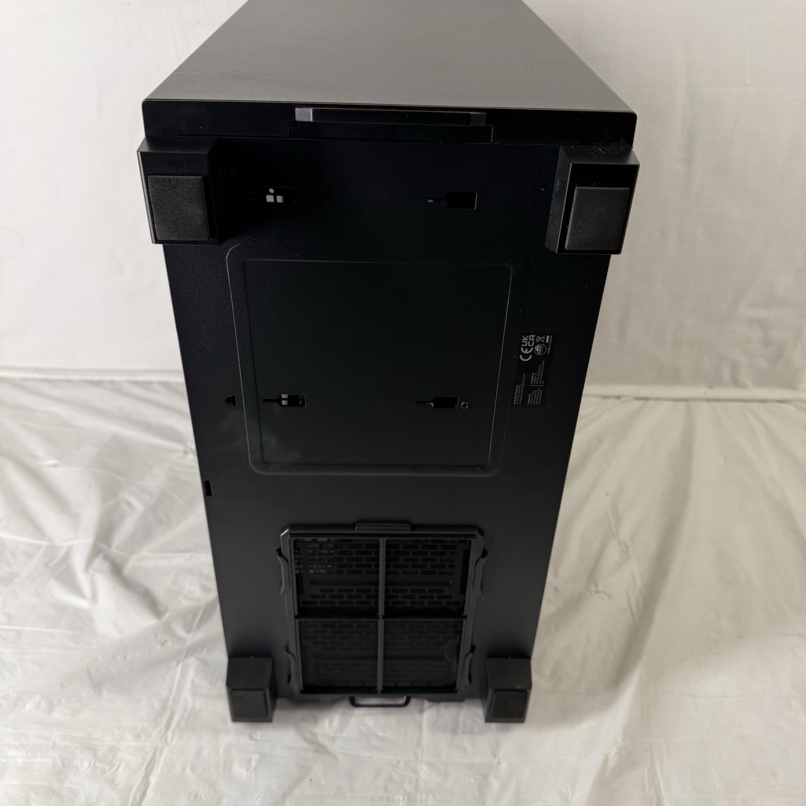 E1 Phanteks XT Pro Silent, Mid-Tower Gaming Chassis