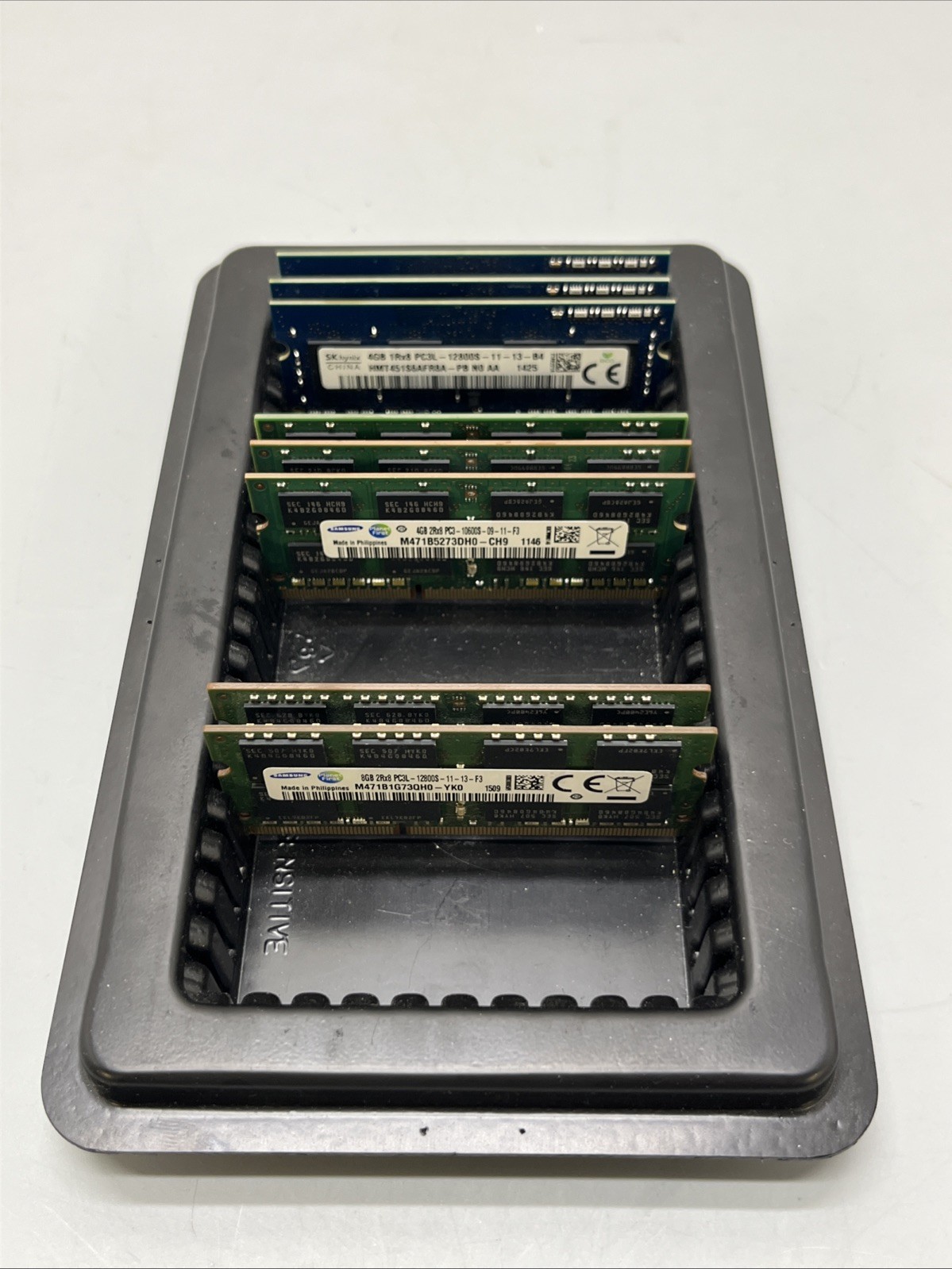 Lot of 8 4GB/8GB (40GB TOTAL) PC3L 12800S Samsung & SK Hynix RAM Memory
