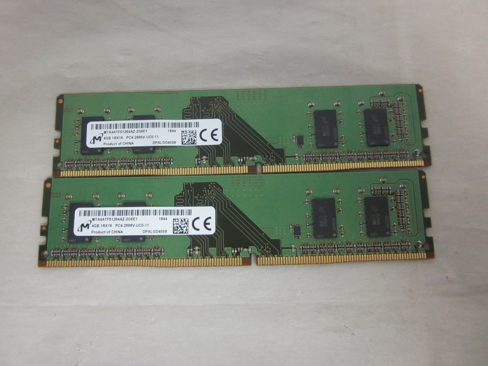 Micron 8GB (2x4GB) 1Rx16 PC4-2666V Desktop Memory MTA4ATF51264AZ-2G6E1