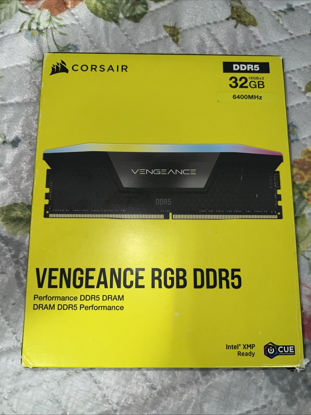 Corsair 32GB (2x16GB) VENGEANCE® RGB DDR5 DRAM 6400MT/s – CMH32GX5M2B6400C32