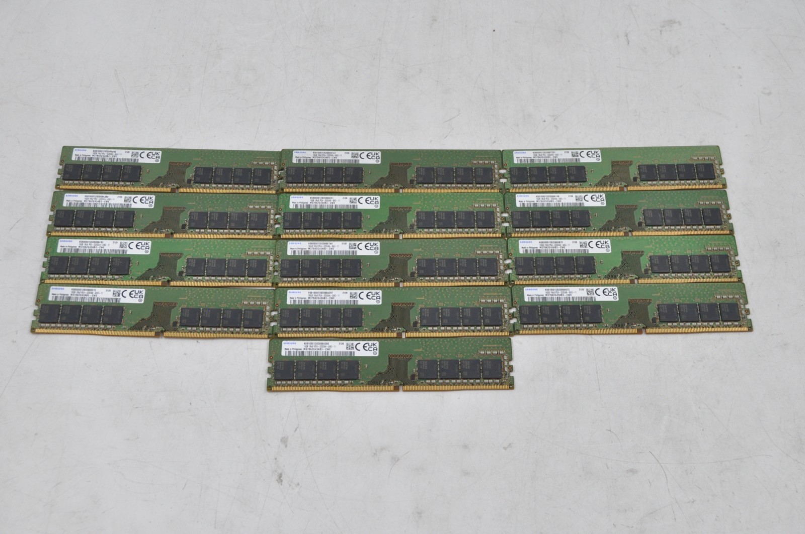 Lot of 13 Samsung 16GB 1Rx8 PC4-3200AA-UA3-11 #1631