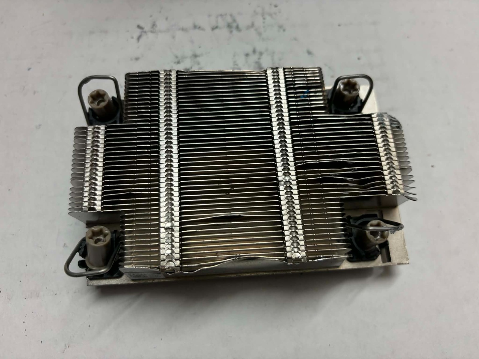 OEM Dell R450 R550 R650 R650XS R750 2nd CPU heatsink w/ cage VH8RK 0VH8RK