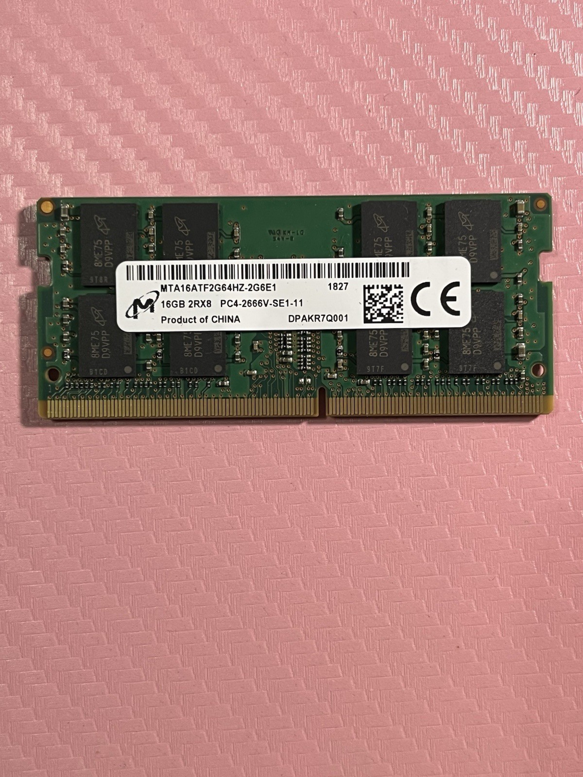 Micron DDR4 SDRAM SO-DIMM 16GB 260-Pin PC4-2666V MTA16ATF2G64HZ-2G6E1