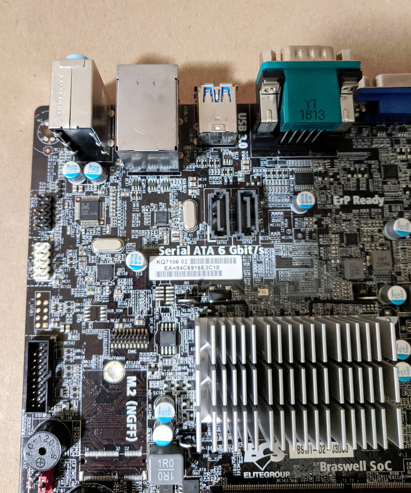 Intel Fanless Mini ITX Motherboard w/ J3060 CPU, 8GB RAM, 90W DC-to-ATX,Adapter