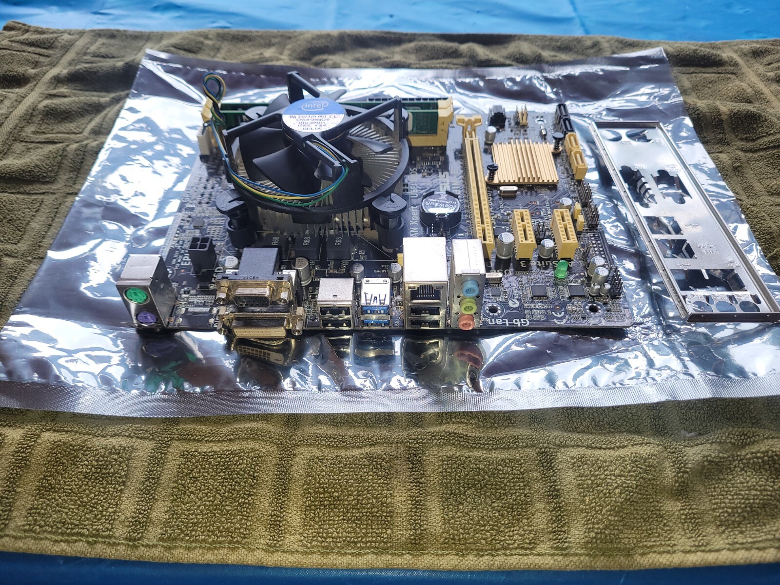 Asus H81M-E Micro ATX LGA 1150 Motherboard i3-4130 3.40Ghz 8GB MEM IO Plate