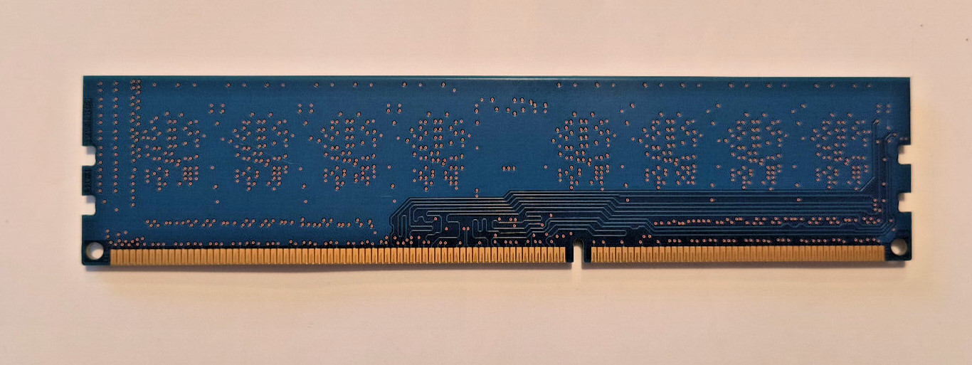 SK Hynix HMT451U6BFR8A-PB 4GB 1Rx8 PC3L-12800U DIMM