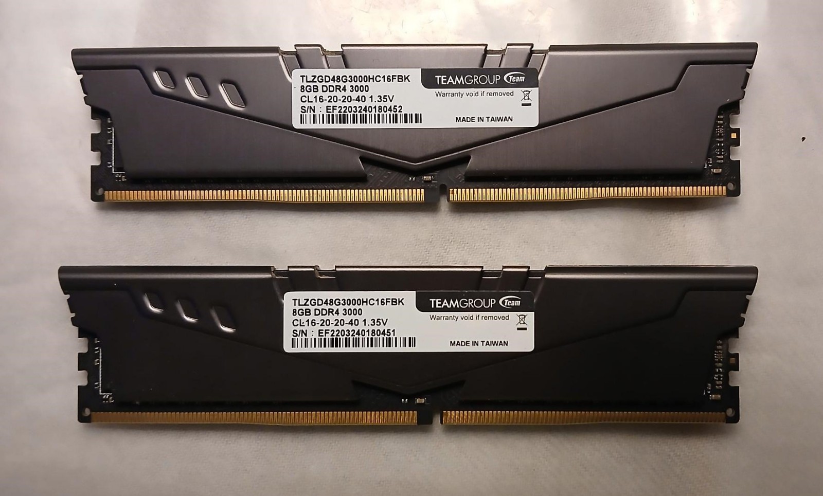 Team T-FORCE VULCAN Z 16GB (2 x 8GB) 288-Pin PC RAM DDR4 3000 CL16