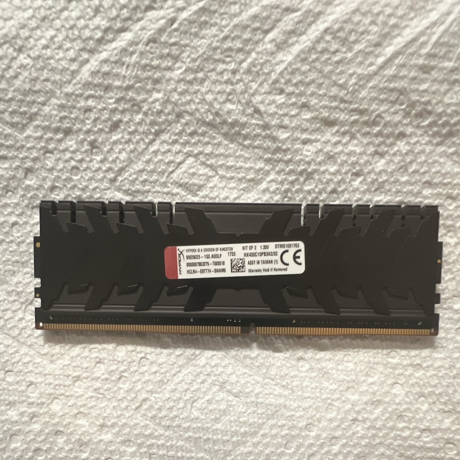HyperX Predator 32GB (2x16GB) DDR4-3000 PC4-24000 DIMM Non-ECC