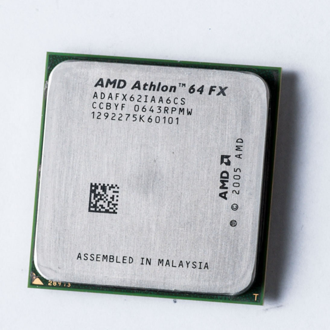AMD Athlon 64 FX-62 2.8GHz Dual Core AM2 Processor Windsor 125W ADAFX62IAA6CS