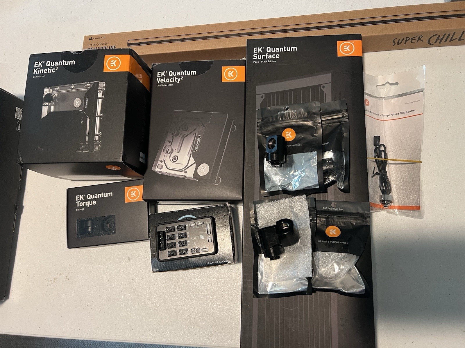 EK Quantum LGA1700 Custom Water Cooling Kit CPU Block, pump, 360 Rad, Fittings