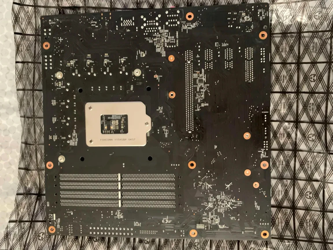 MICRO ATX MOTHERBOARD LGA 1200 *RAM NOT INCLUDED*