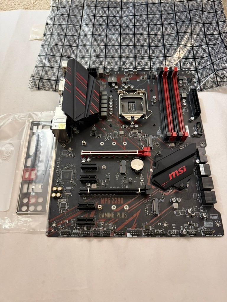 MSI MPG Z390 Gaming Plus Motherboard PC1723057 Rarely Used