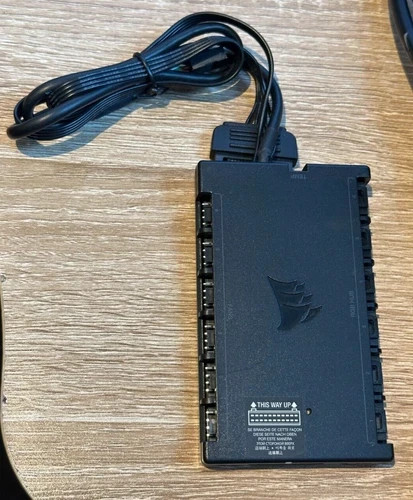 CORSAIR iCUE COMMANDER CORE RGB Lighting & Fan Speed Controller
