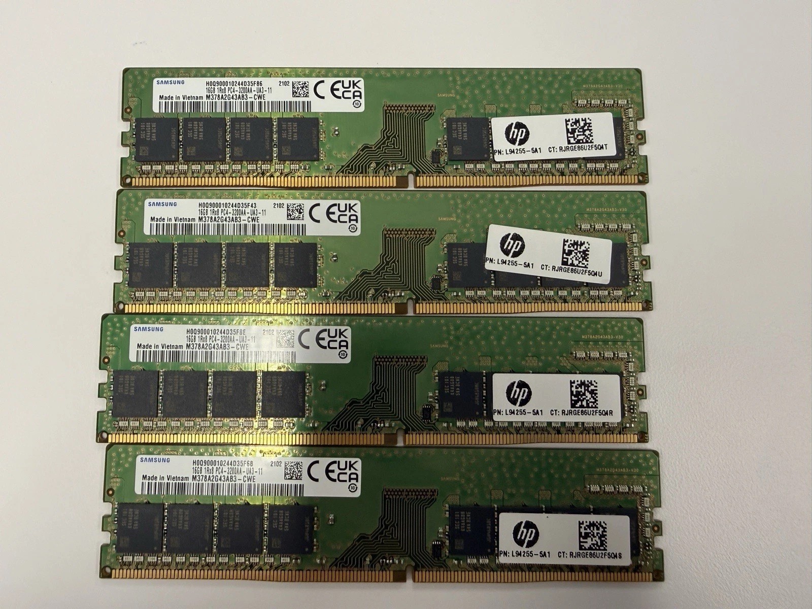 HP Samsung S06XAD0119419B4F00 16GB 1Rx8 PC4-3200AA-UA3-11 M378A2G43AB3-CWE