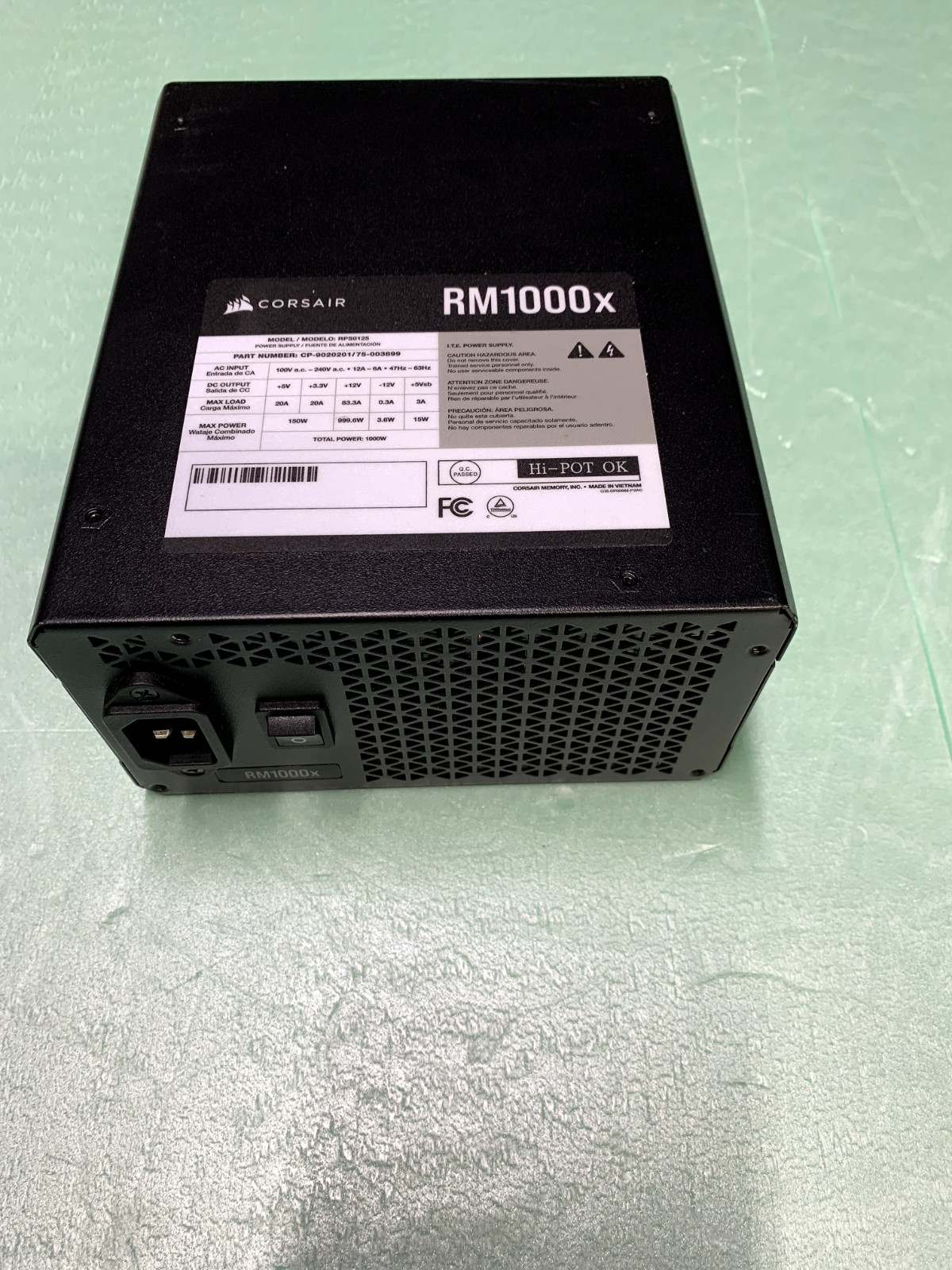 CORSAIR RM1000x 1000 W Power Supply ONLY CABLES ARE NOT INCLUDE.