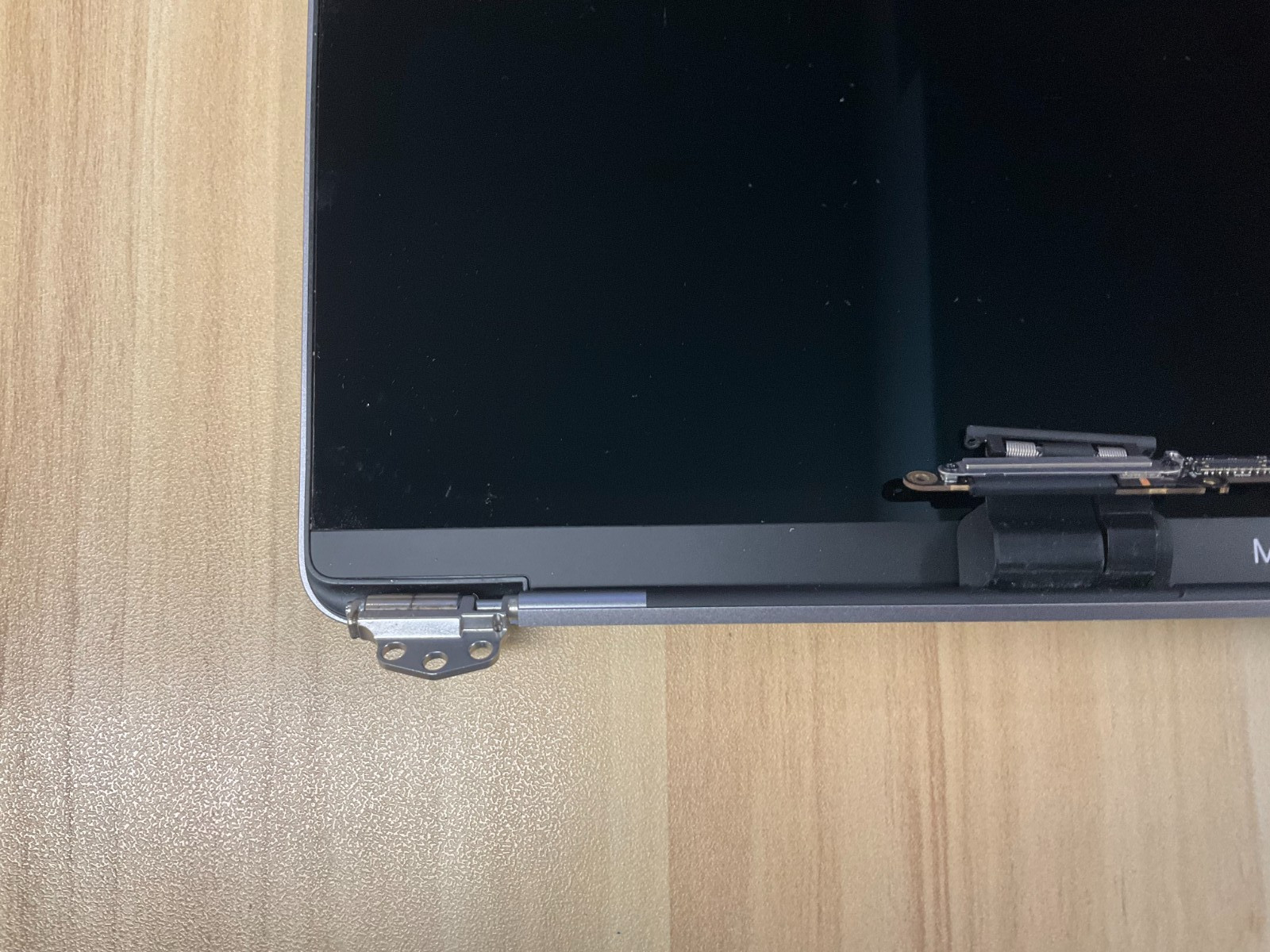 A1706 13″ LCD Screen Display MacBook Pro Space Gray Sticker residue Grade C