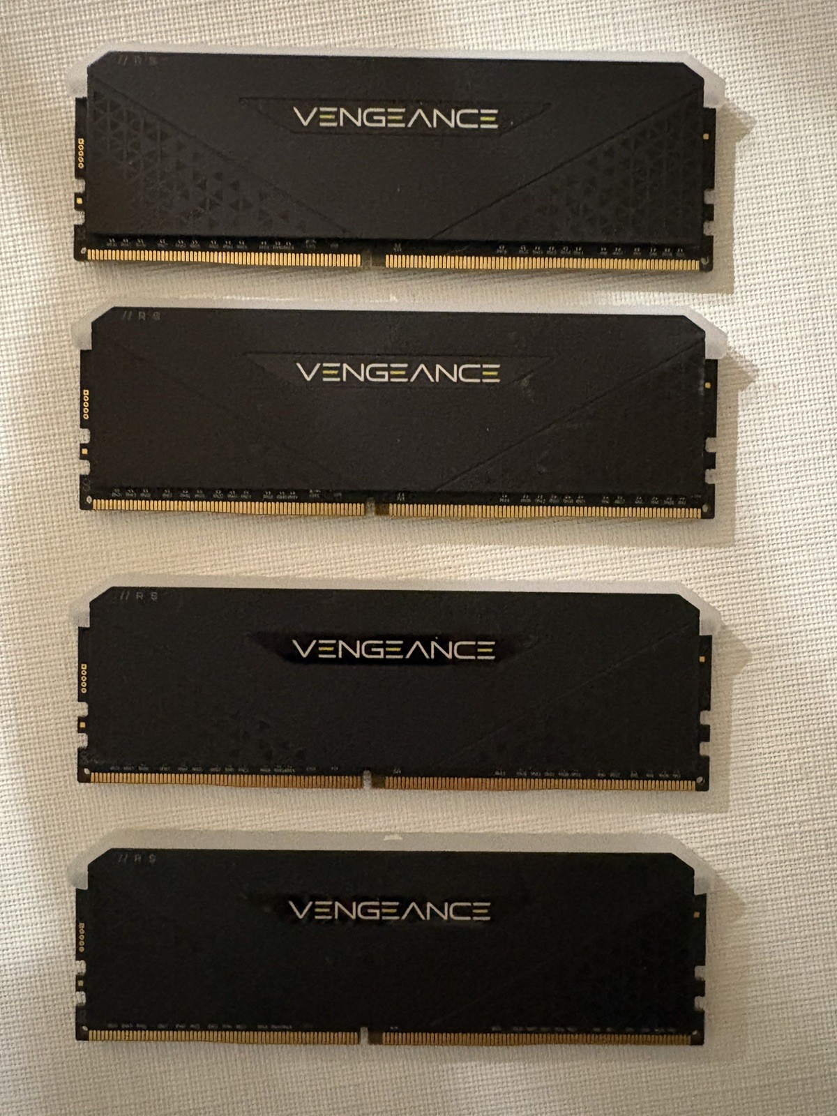 CORSAIR Vengeance RGB RS 32GB (4x8GB) DDR4 3600 (PC4-28800) C18 Desktop Memory