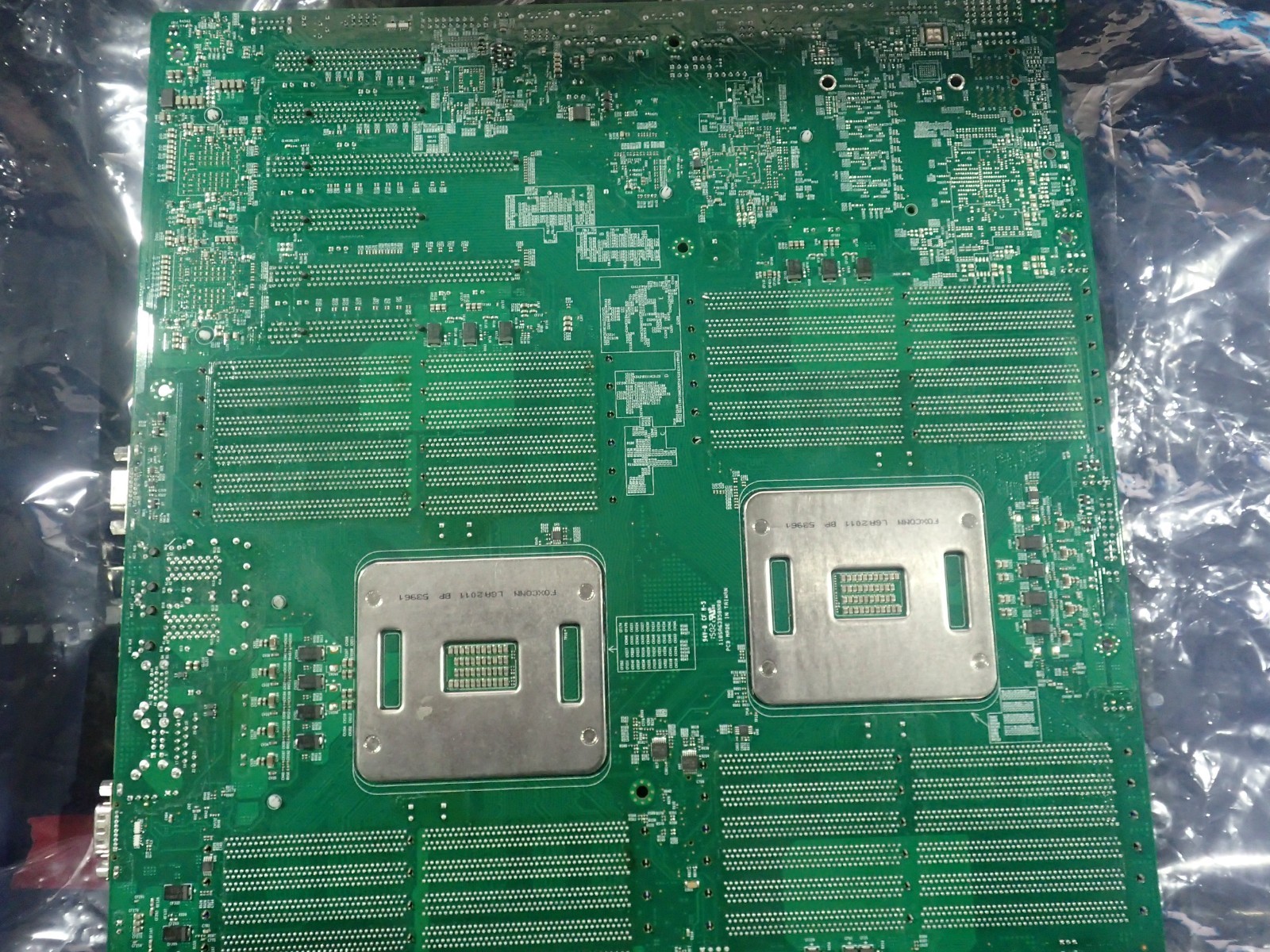Supermicro X10DRI-T4 Dual Socket Intel LGA2011-3 DDR4 Server Motherboard