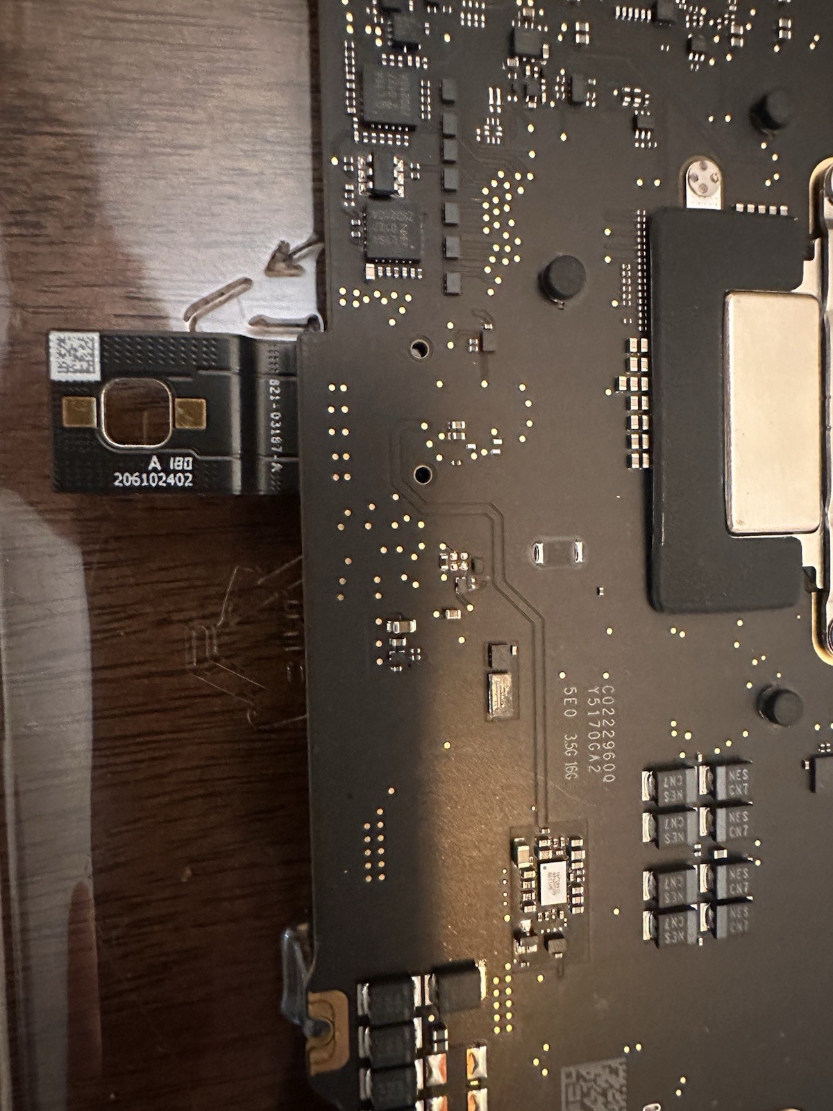 Apple MacBook Pro 14” A2442 Logic Board 820-02098-A Appears Unused Service Part