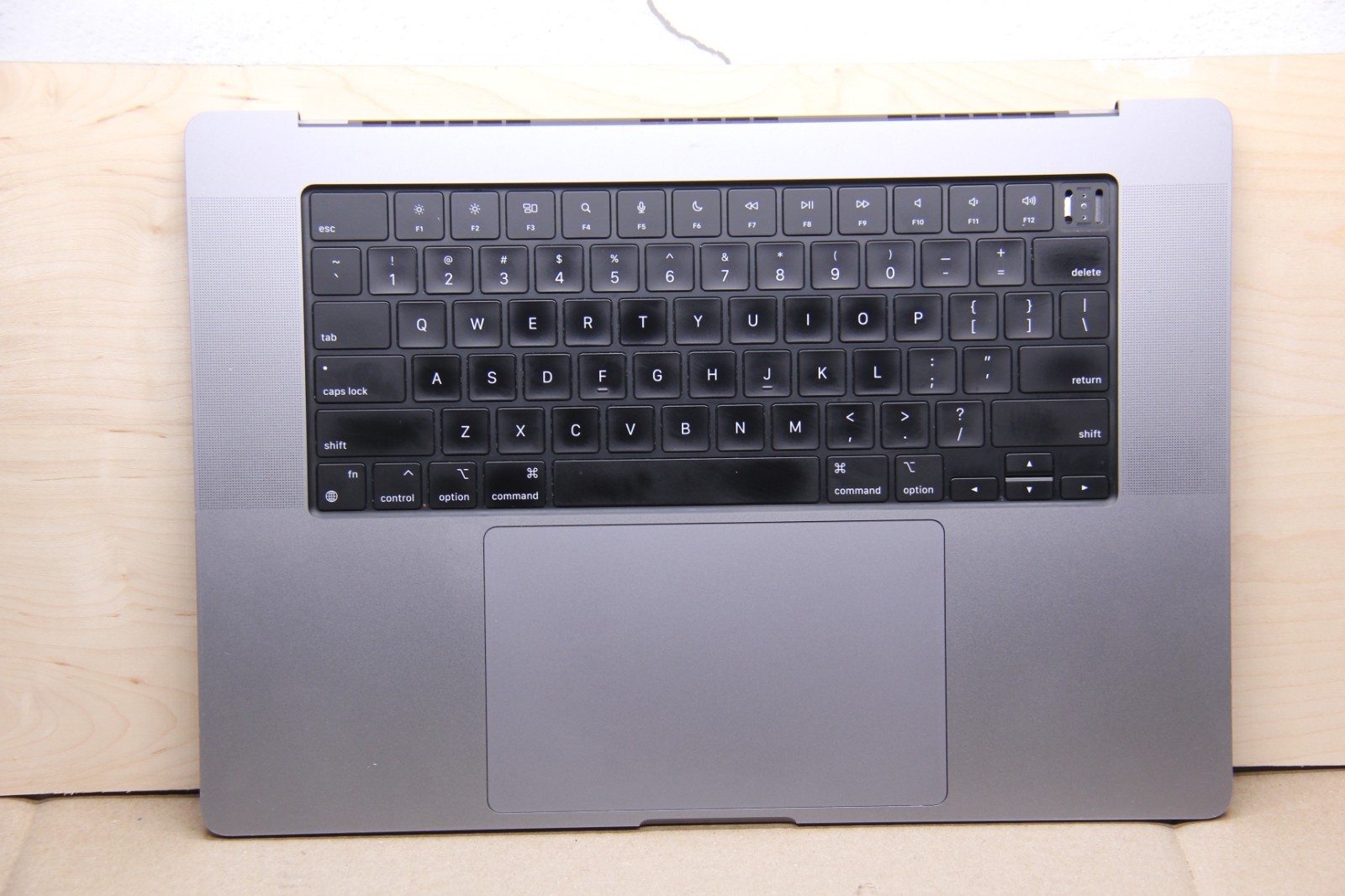 Apple MacBook Pro A2485 2021 16″ Top Case ONLY Keyboard Battery TrackPad Gray B+
