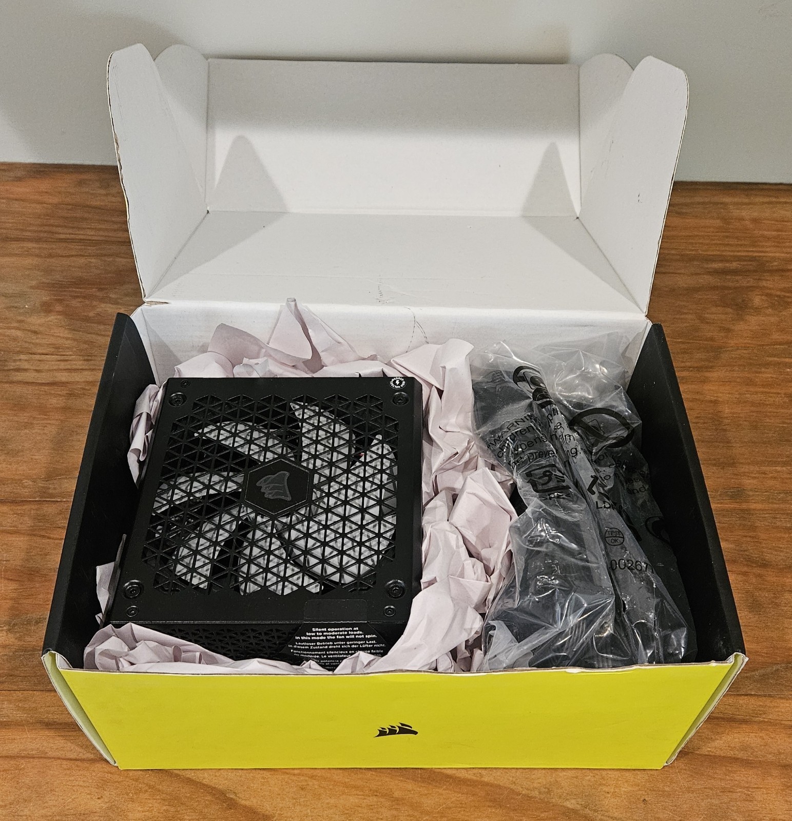 Corsair RM850x High Performance ATX Power Supply 850W 80+ Gold Fully Modular