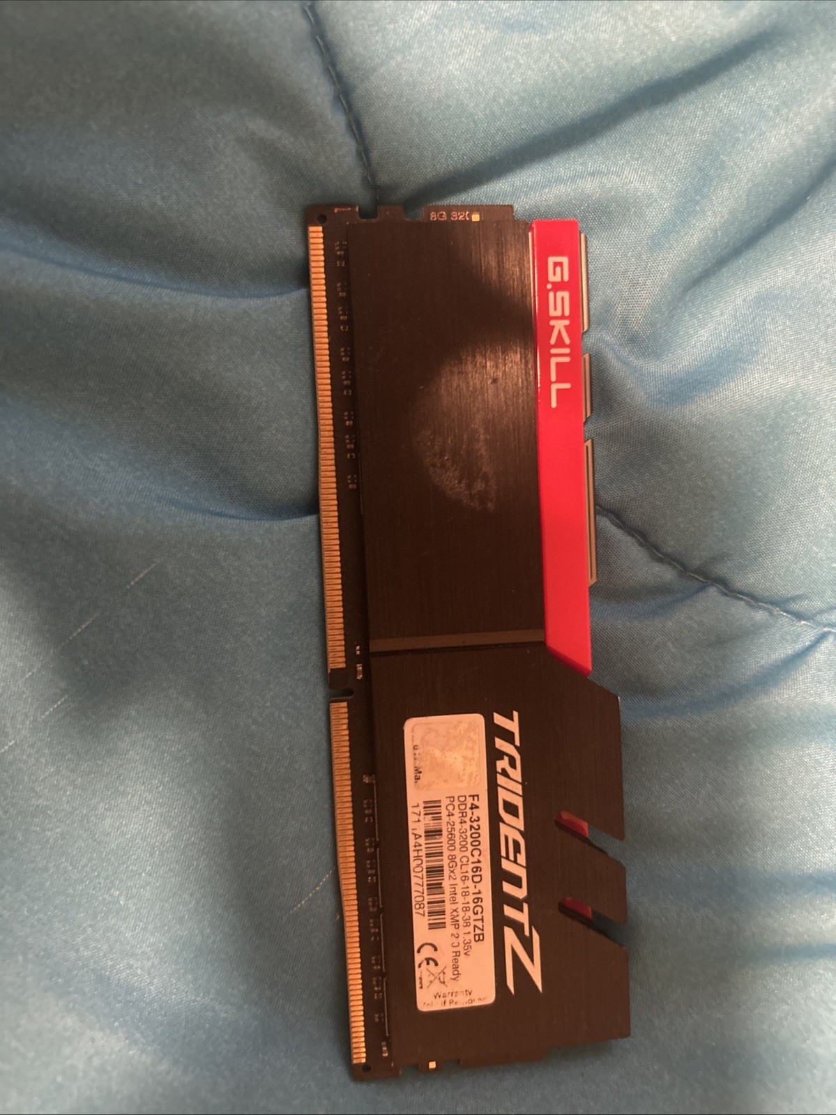G.SKILL Trident Z RGB DDR4-3200 16GB (2x8GB) DIMM Intel XMP 2.0 Ready