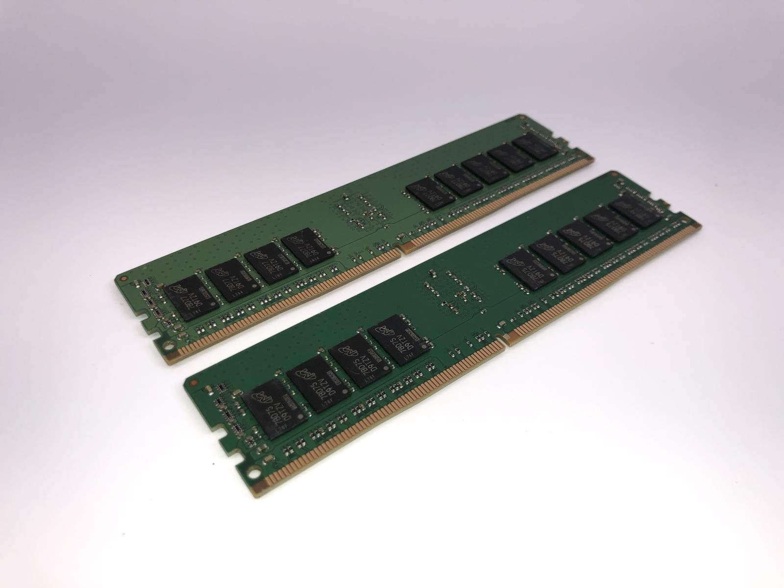 (Set of 2) Micron 16GB DDR4-2666 RDIMM / MTA18ASF2G72PDZ-2G6D1QG Server RAM