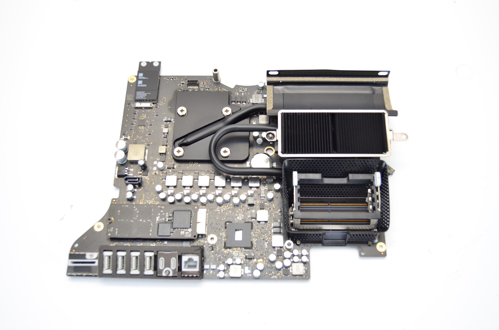 Apple iMac A1419 5K 2017 Logic Board i7 4.2GHz Radeon Pro 575 16GB 820-01134-A