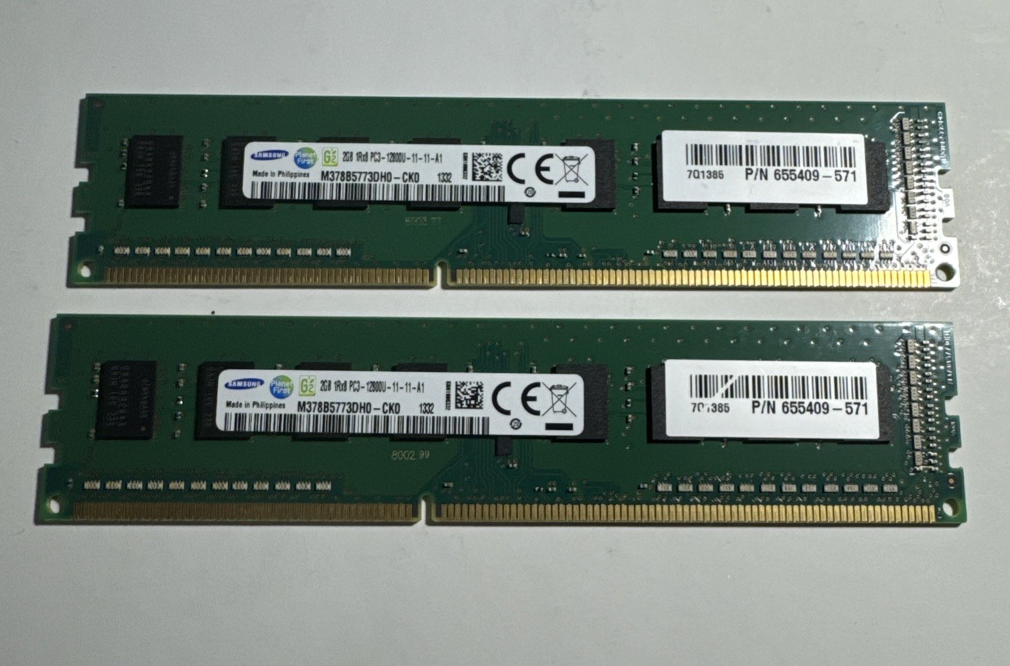 Samsung 4GB SO-DIMM These are two identical Samsung DDR3 desktop RAM modules